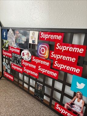 Supreme Sticker Magnets 🧲